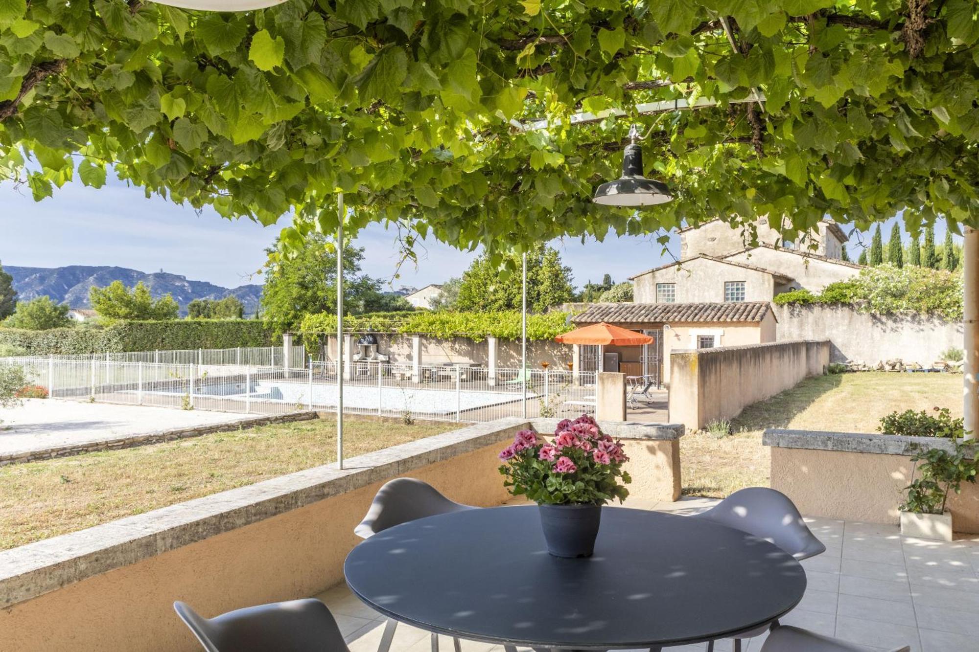 Le Petit Nid Villa Saint-Remy-de-Provence Exterior photo